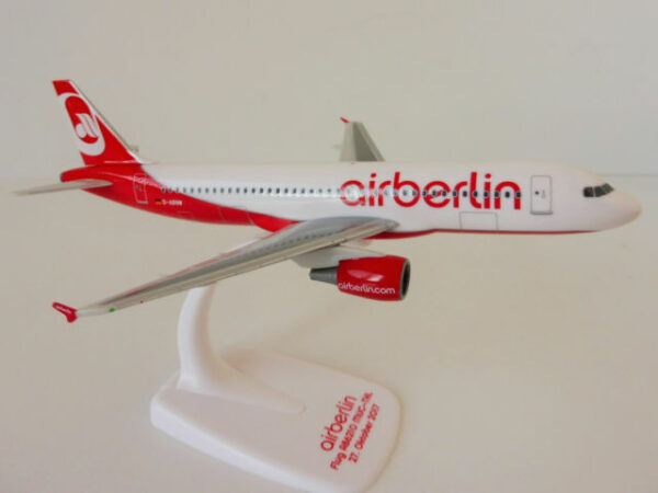 Herpa 611923 Airbus A320 Airberlin "Last Flight"